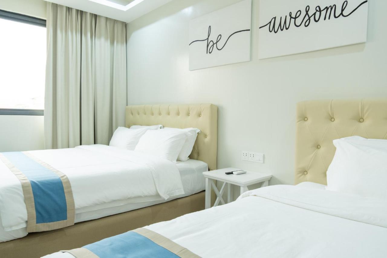 Hampton Suites Davao Exterior photo